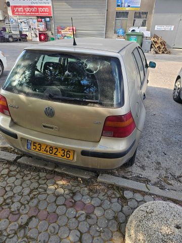 פולקסווגן גולף