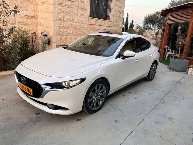 מאזדה 3