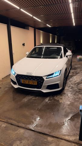 אאודי TT