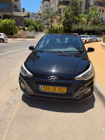 יונדאי i20
