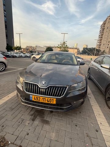 מודעת רכב סקודה סופרב