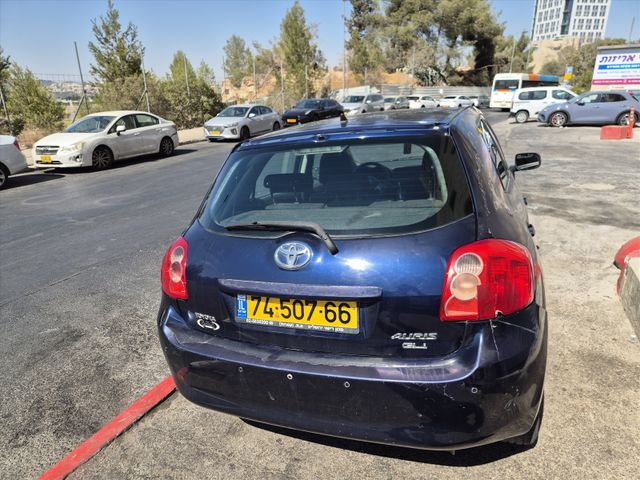 מודעת רכב טויוטה אוריס