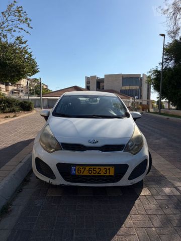 מודעת רכב קיה ריו