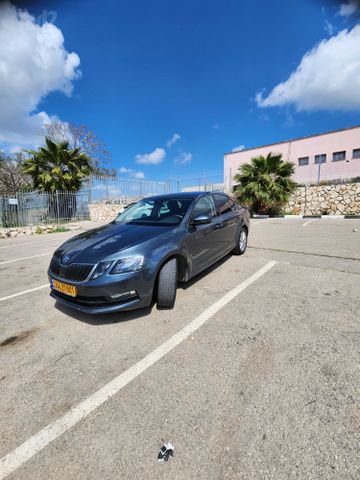 סקודה אוקטביה