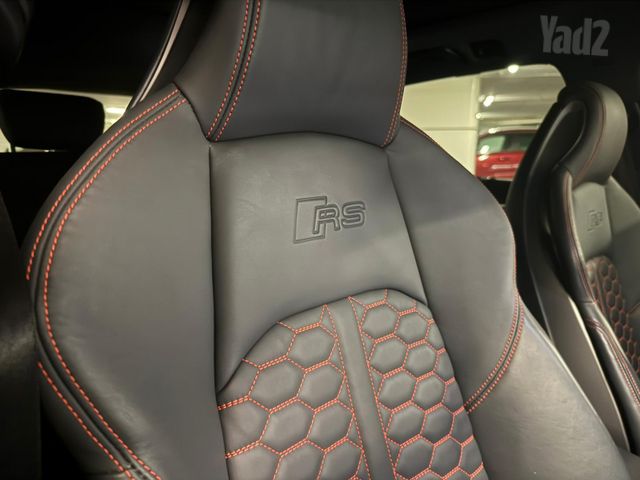 אאודי RS 4