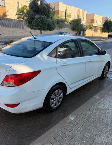 מודעת רכב יונדאי אקסנט i25
