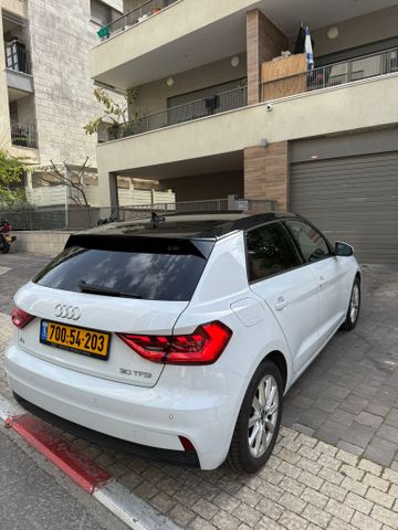 אאודי A1