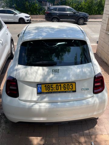 פיאט 500E