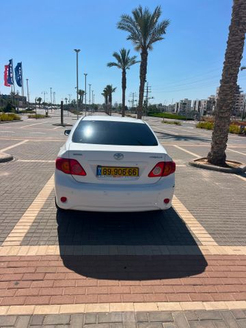 טויוטה קורולה