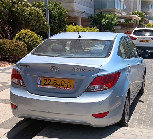 מודעת רכב יונדאי אקסנט i25
