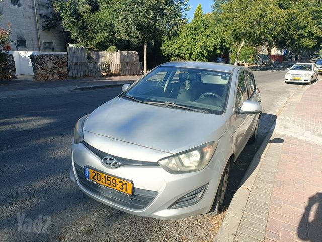 מודעת רכב יונדאי i20