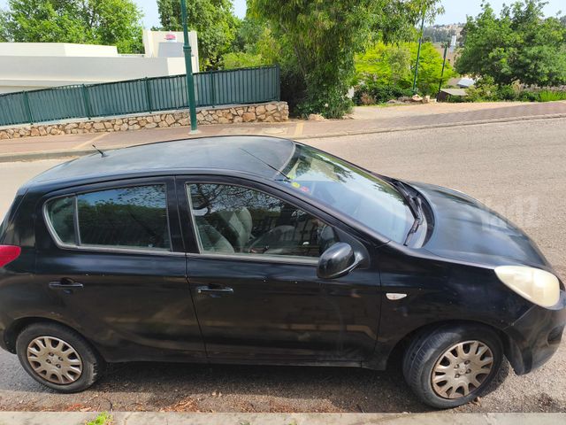 יונדאי i20