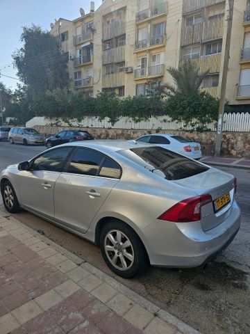 וולוו S60