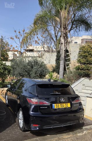 לקסוס CT