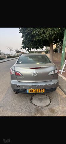 מאזדה 3