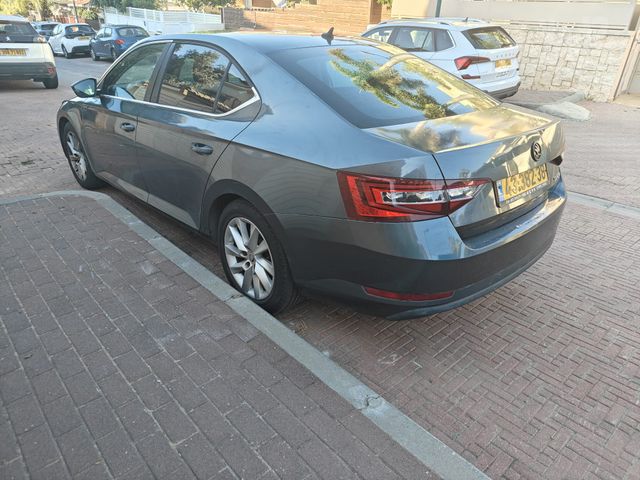 סקודה סופרב