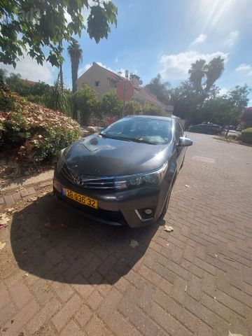 טויוטה קורולה