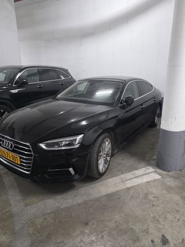 אאודי A5