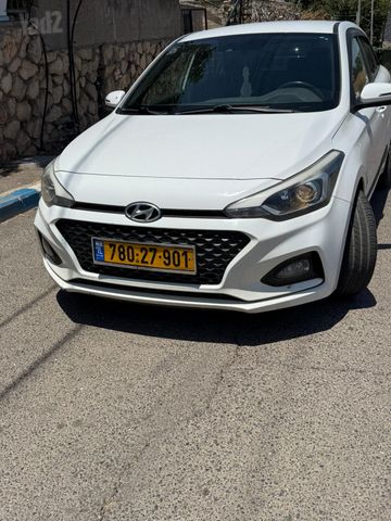 מודעת רכב יונדאי i20
