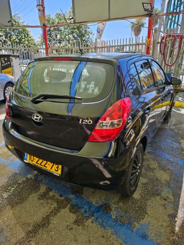 יונדאי i20