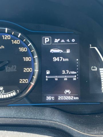 יונדאי איוניק
