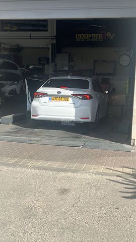 טויוטה קורולה