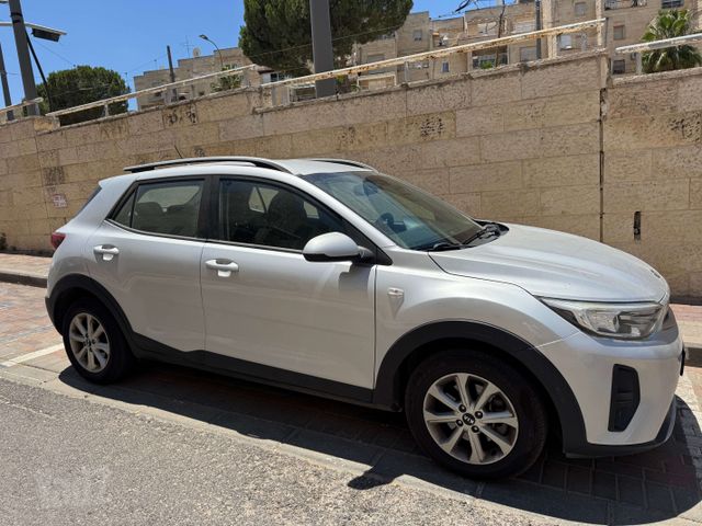 קיה סטוניק