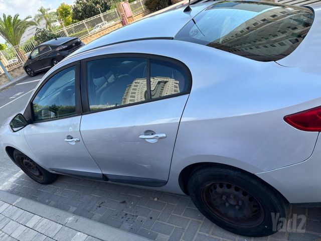 רנו פלואנס