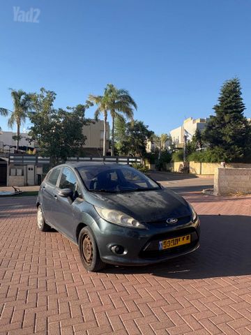 מודעת רכב פורד פיאסטה