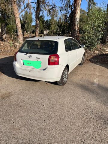 מודעת רכב טויוטה קורולה