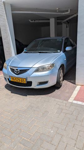 מודעת רכב מאזדה 3
