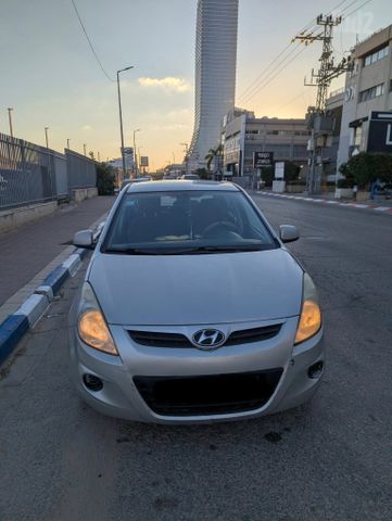 יונדאי i20
