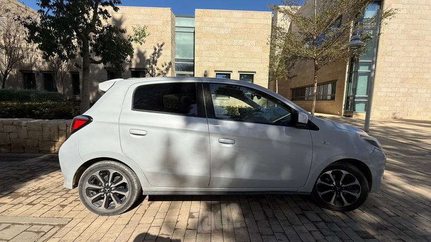 מיצובישי ספייס סטאר