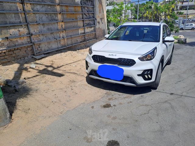 קיה נירו