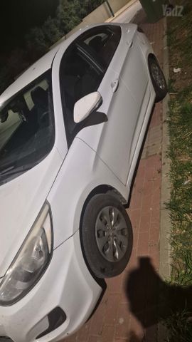 יונדאי אקסנט i25