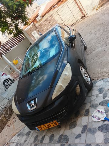 פיג'ו 308