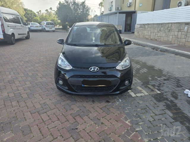 יונדאי i10