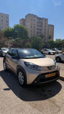 מודעת רכב טויוטה אייגו X