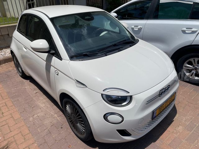 פיאט 500E