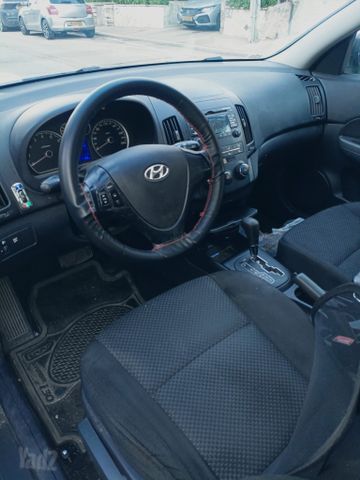 יונדאי i30