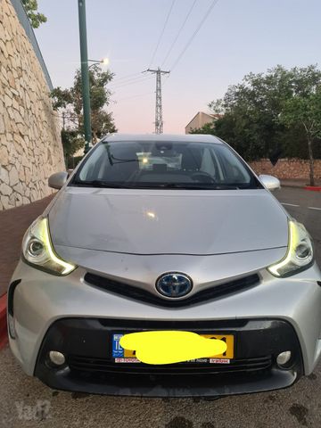 טויוטה פריוס פלוס