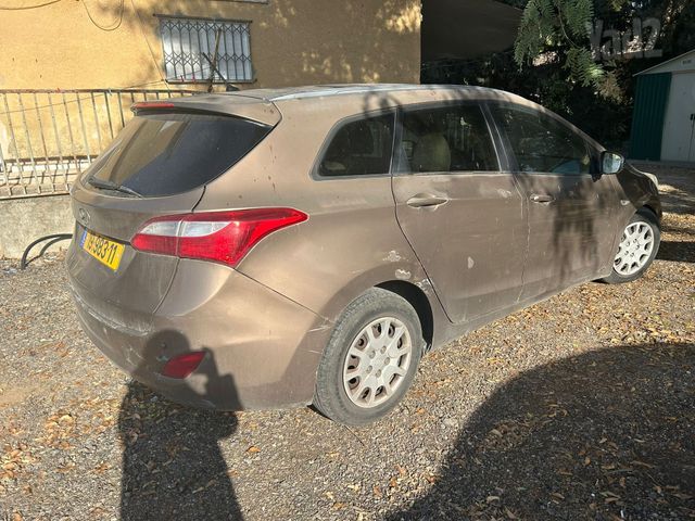 יונדאי i30