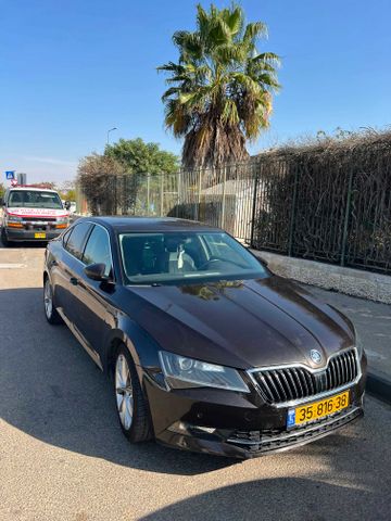 סקודה סופרב