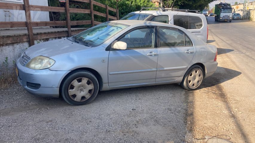 טויוטה קורולה