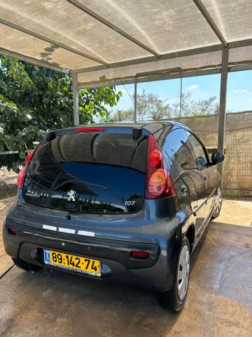 פיג'ו 107