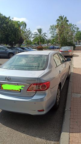 טויוטה קורולה