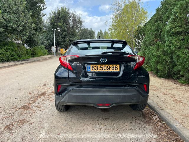 טויוטה C-HR