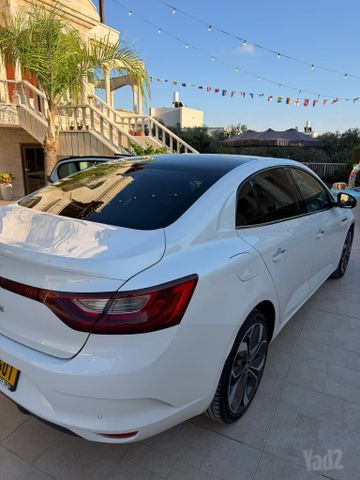 רנו מגאן