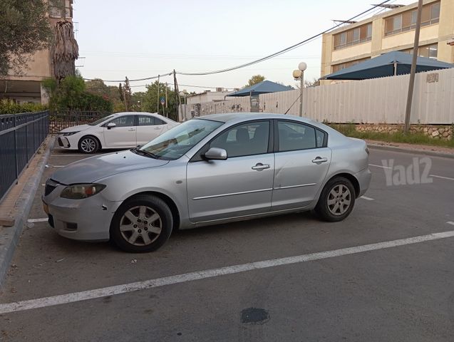 מאזדה 3