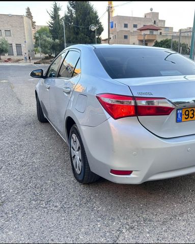 מודעת רכב טויוטה קורולה